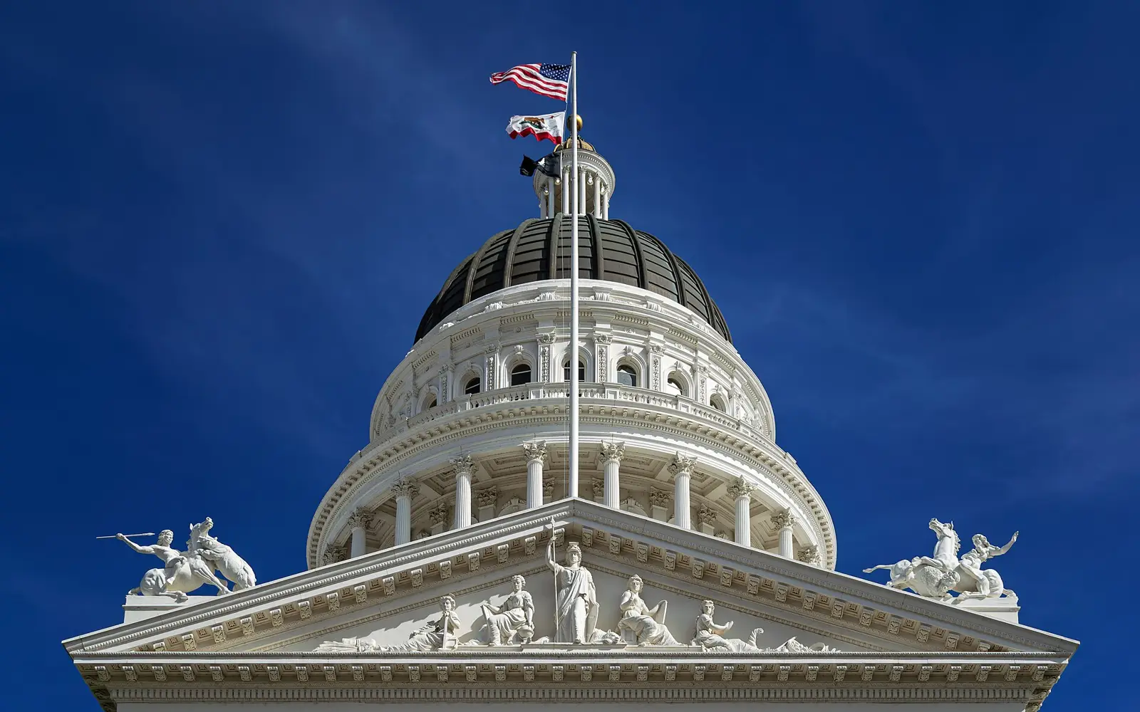 Looking up at the dome of the California State Capitol